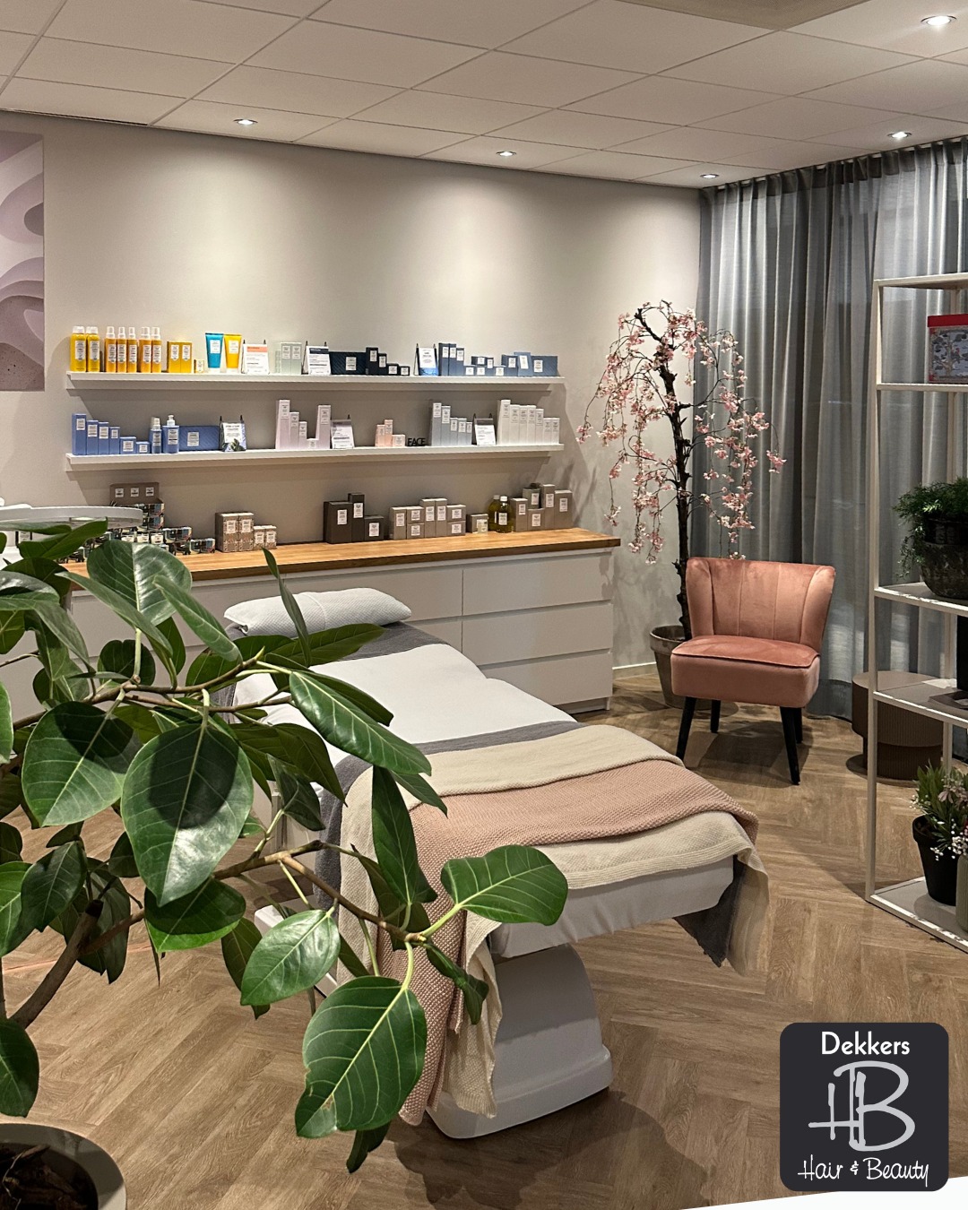 Behandelkamer schoonheidssalon Dekkers